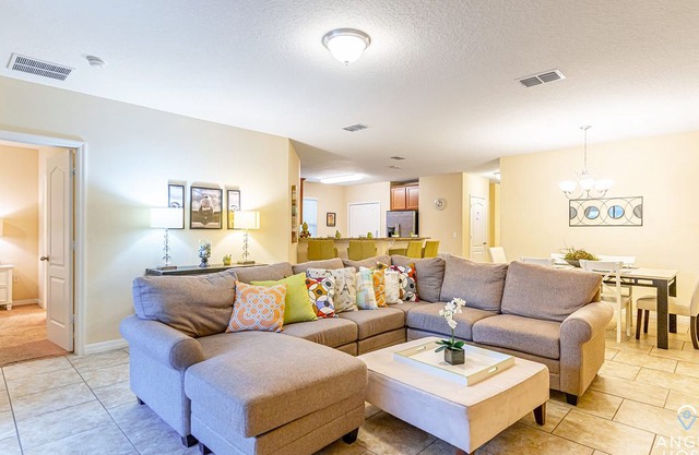 Gigantic Orlando Dream Home Close to Disney!
