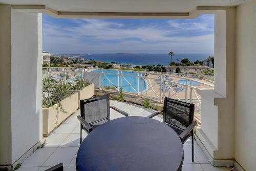 IMMOGROOM - 2 Rooms sea view - Air conditioner - Wifi - Pool - Parking