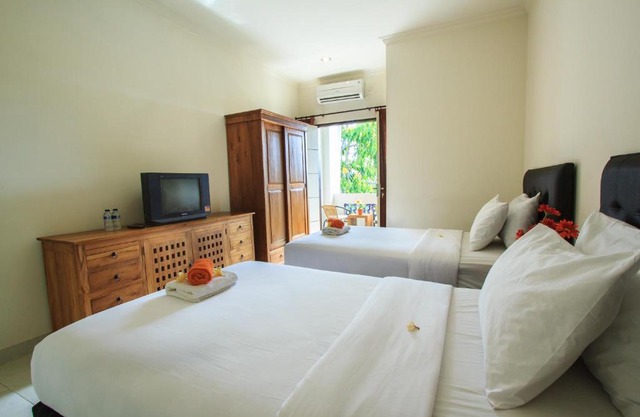 Ivanka Airport Inn