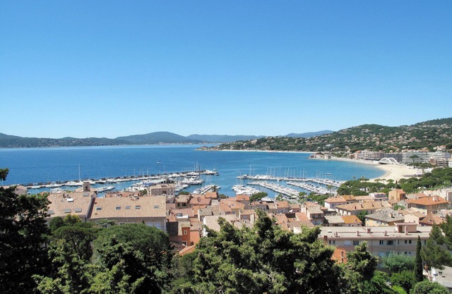 Les Pins Ensoleilles by Interhome