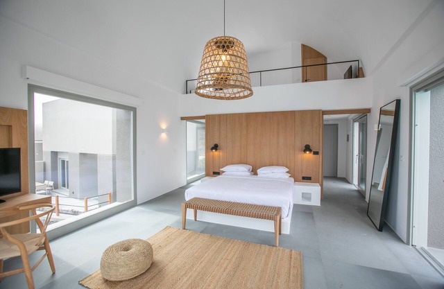 Melidonia Suites Santorini