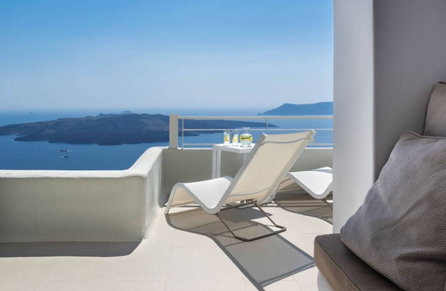Nefeles Senior Suite by Fantasia Villas