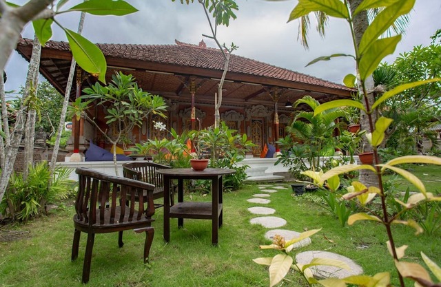 Nushe Hostel