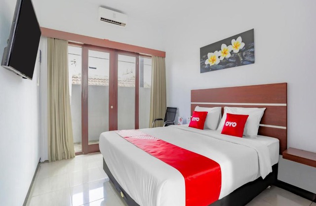 OYO 3852 Valomia Guest House