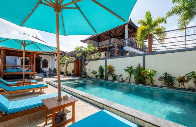 OYO 915 Villa Sari
