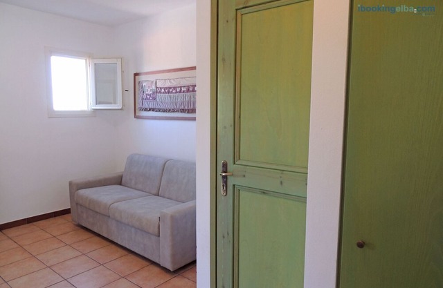 Residence Le Solane - Two-room Apartment with Sea View (110)