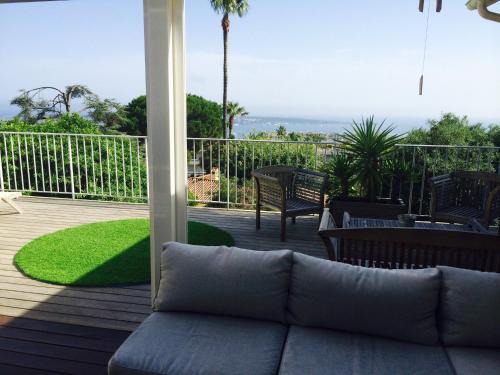 Rooftop grande terrasse jacuzzi vue mer