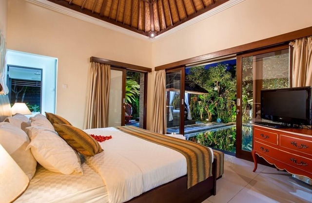 Samudra · Luxury 7BR Private Pool Villa Bali