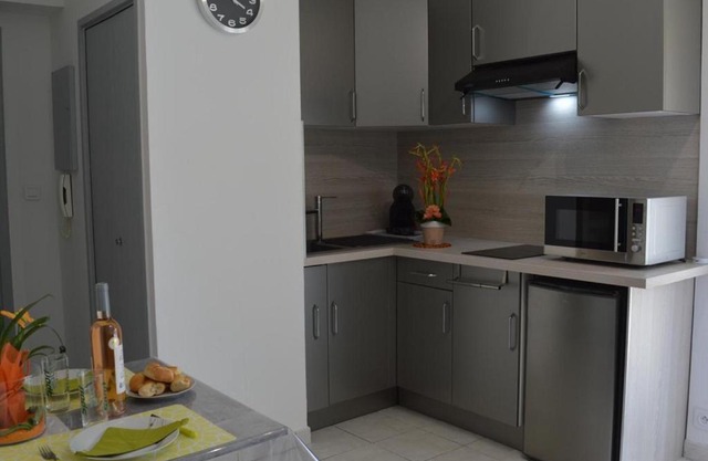 Studio Fréjus, 1 pièce, 4 personnes - FR-1-226A-183