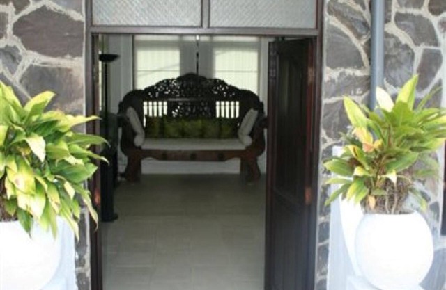The Bungalow Jungle 