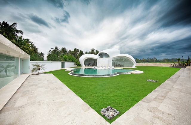 The Cloud Villa 