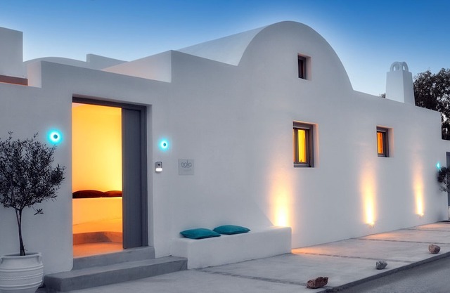 Traditional Villa with Private Heated Pool