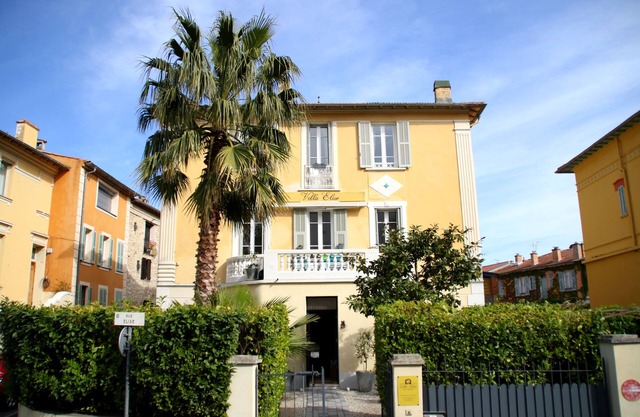 villa Elise in the center of Vence, calm and ideal for families