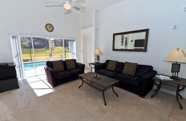 Vizcay 3 Bedroom @ Bath Pool Home 452VW