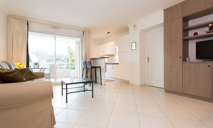 California - Pezou Apartment | 1 bedroom 200 meters from Croisette
