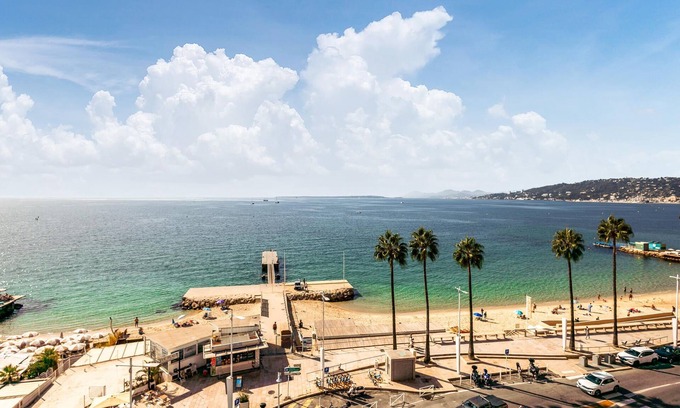 Juan-les-Pins Apartment | 1 bedroom accommodation in Juan les Pins