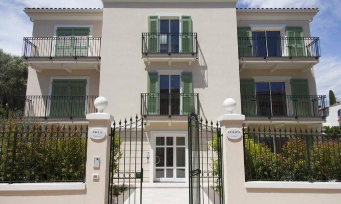 Cap-Ferrat Apartment | 100 m² Apartment ∙ 2 bedrooms ∙ 8 guests
