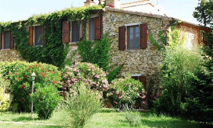 Gavorrano Apartment | 100 m² Apartment ∙ 3 bedrooms ∙ 7 guests