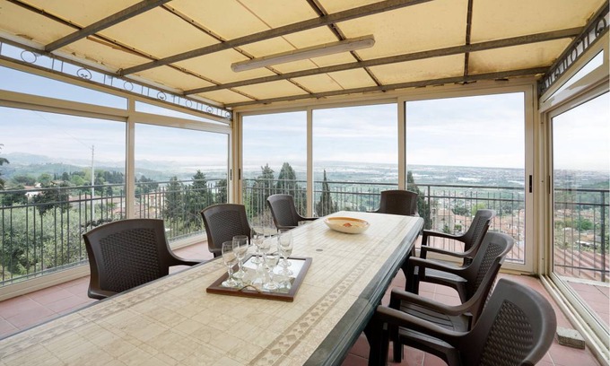 Corsanico Apartment | 100 m² Apartment ∙ 2 bedrooms ∙ 6 guests
