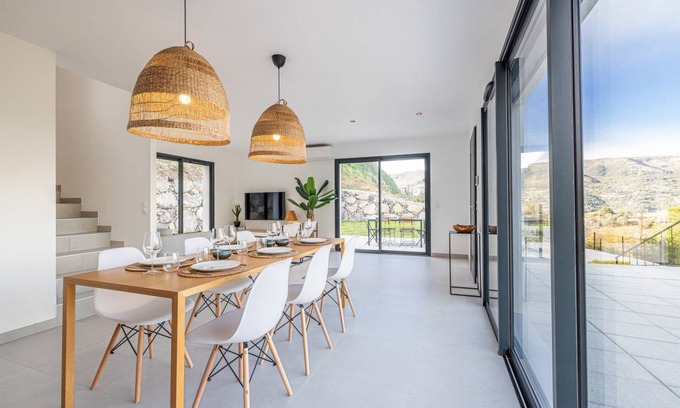 Colomars Villa | 100 m² Villa ∙ 3 bedrooms ∙ 6 guests