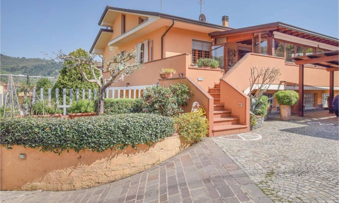 Massarosa House | 110 m² Maisonette ∙ 4 bedrooms ∙ 8 guests