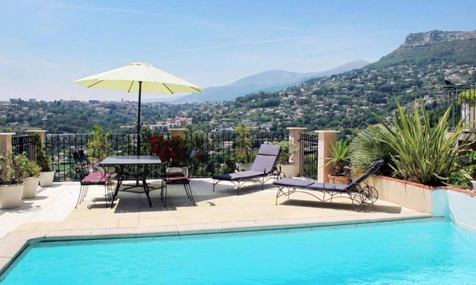 Vence House | 120 m² House ∙ 3 bedrooms ∙ 6 guests