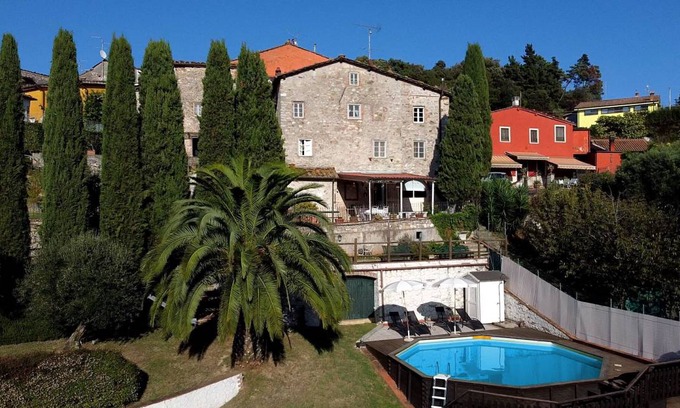 Chiatri Villa | 120 m² Villa ∙ 4 bedrooms ∙ 8 guests