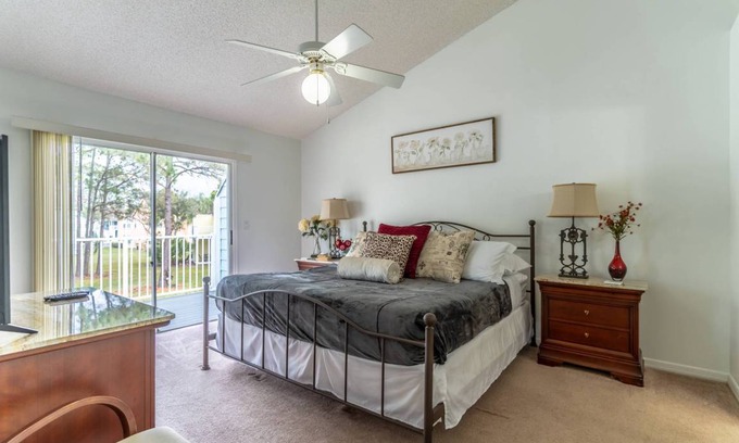 Campbell Condo | 123 m² Condo ∙ 3 bedrooms ∙ 8 guests