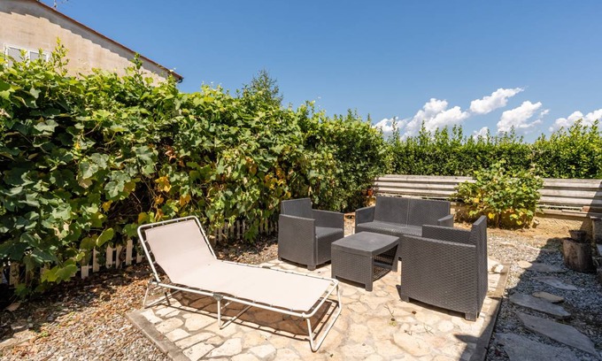 San Giuliano Terme Villa | 130 m² Villa ∙ 2 bedrooms ∙ 4 guests