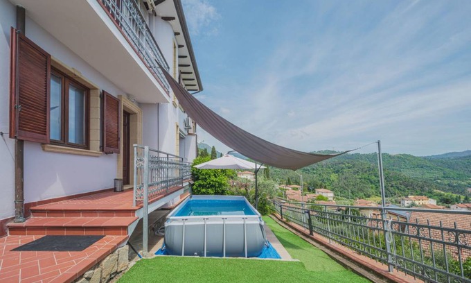 Corsanico-Bargecchia Other | 140 m² Accommodation ∙ 3 bedrooms ∙ 6 guests