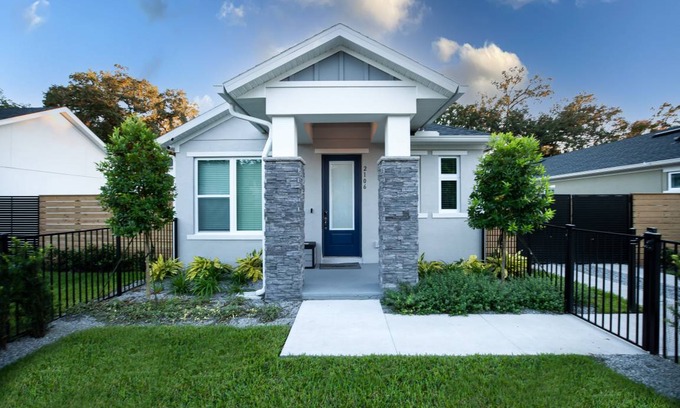 Colonialtown South House | 140 m² House ∙ 1 bedroom ∙ 2 guests