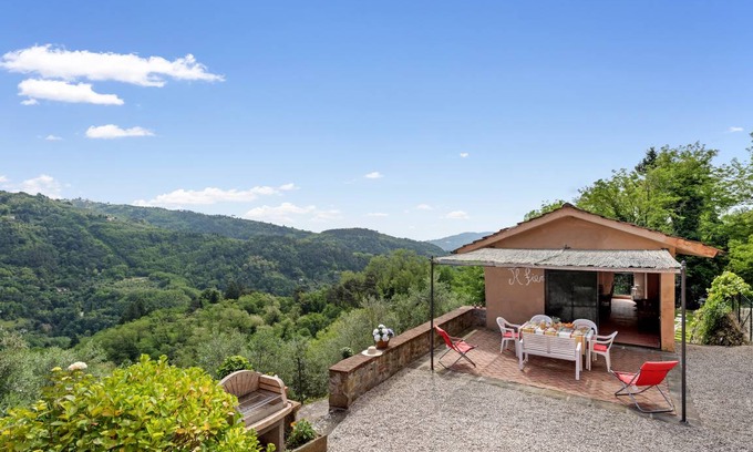 Macchino House | 148 m² House ∙ 4 bedrooms ∙ 8 guests