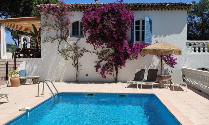 La Nartelle House | 150 m² House ∙ 3 bedrooms ∙ 6 guests