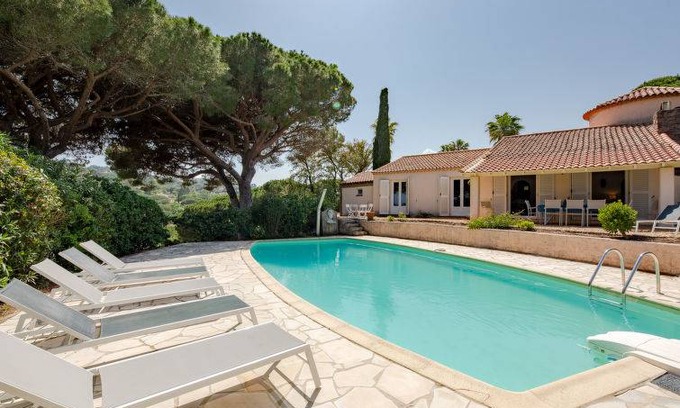 La Nartelle House | 150 m² House ∙ 4 bedrooms ∙ 8 guests