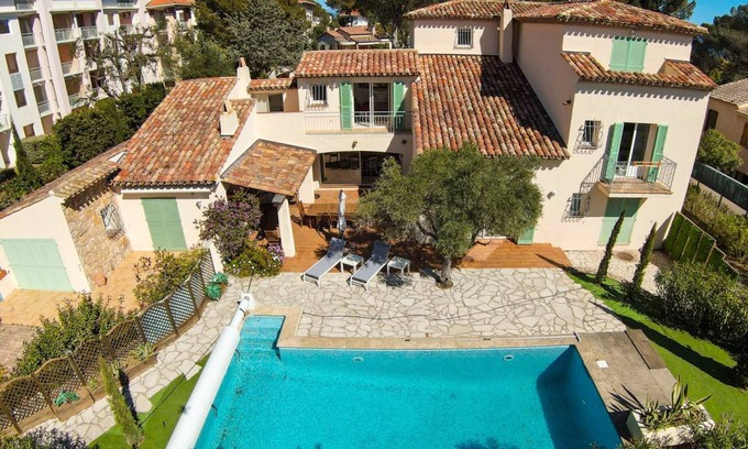 Saint-Aygulf Villa | 150 m² Villa ∙ 3 bedrooms ∙ 10 guests