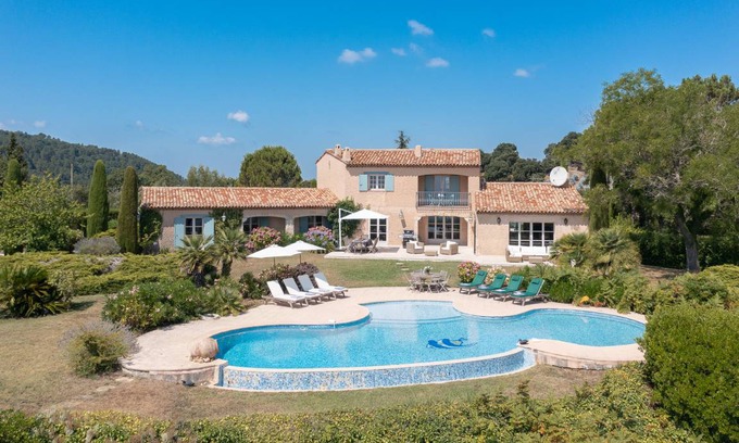 Tanneron Villa | 150 m² Villa ∙ 4 bedrooms ∙ 8 guests