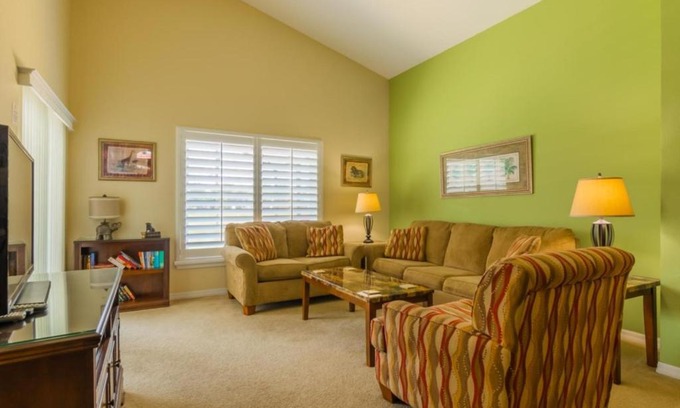 Sunrise Lakes Villa | 1500 Sunrise Lakes 4 Bedroom Villa