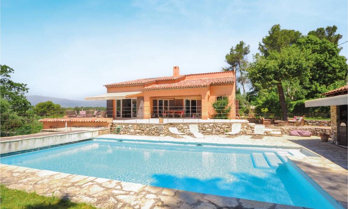 Les Maillans House | 180 m² House ∙ 4 bedrooms ∙ 8 guests