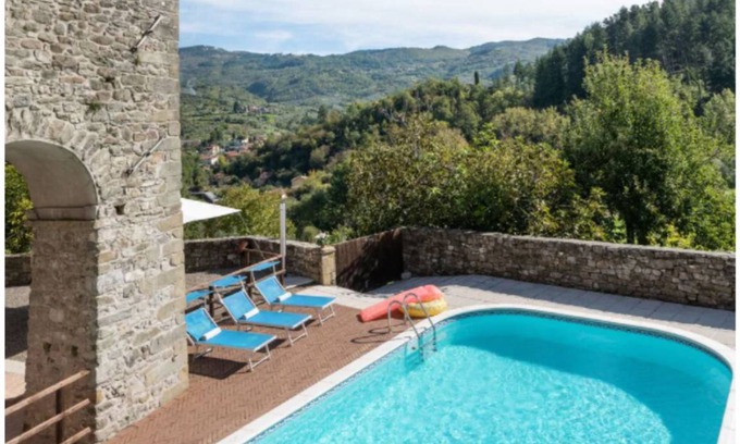 Argigliano House | 180 m² House ∙ 3 bedrooms ∙ 10 guests