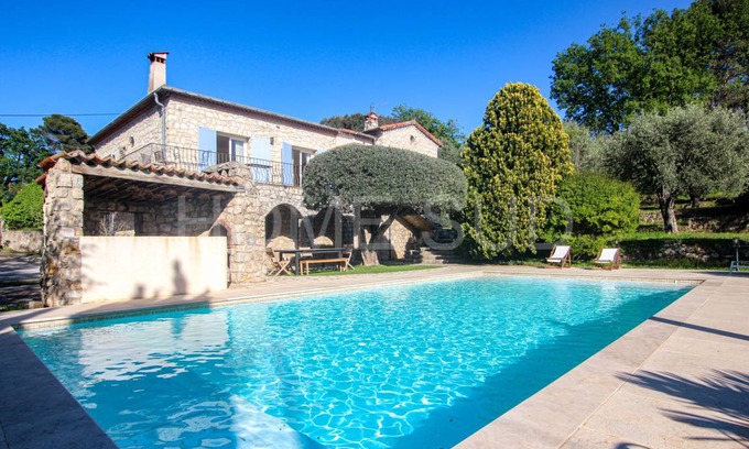 Les Maillans Villa | 195 m² Villa ∙ 6 bedrooms ∙ 12 guests