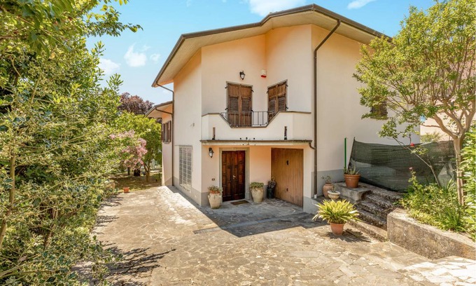 Fivizzano House | 200 m² House ∙ 3 bedrooms ∙ 10 guests