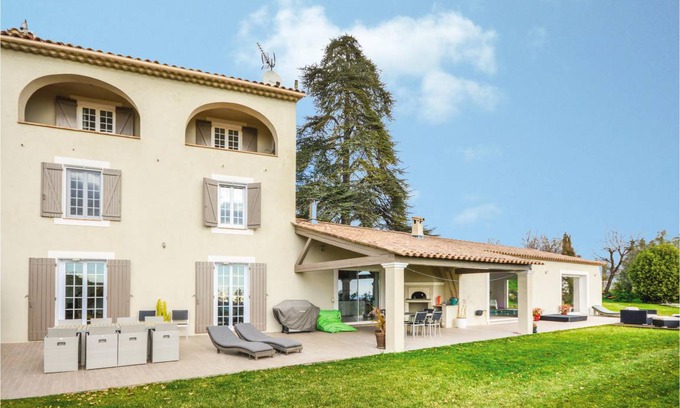 La Gaude House | 200 m² House ∙ 4 bedrooms ∙ 8 guests