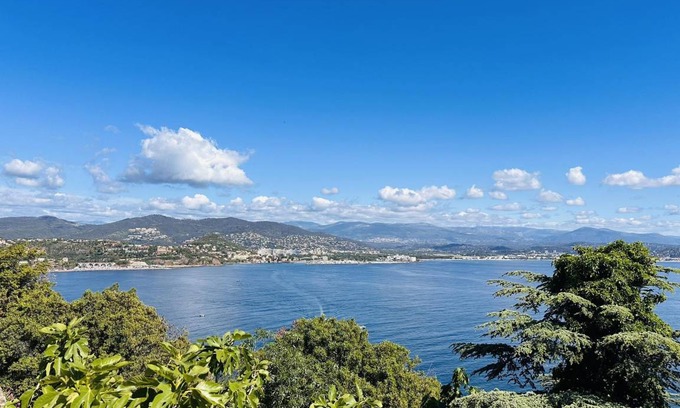Theoule-Superieur Villa | 200 m² Villa ∙ 4 bedrooms ∙ 8 guests