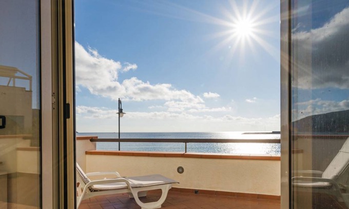 Marina di Campo Villa | 200 m² Villa ∙ 4 bedrooms ∙ 10 guests