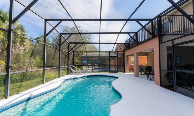 Lake Wilson Preserve House | 205 m² House ∙ 5 bedrooms ∙ 12 guests