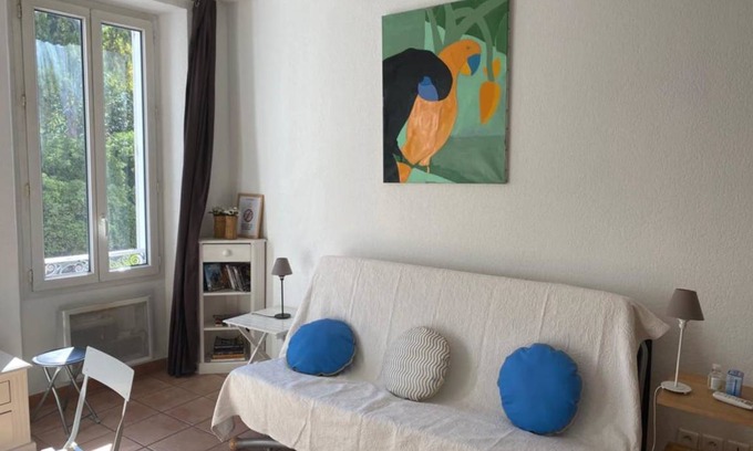Prado - Republique Apartment | 22 m² Studio flat ∙ 2 guests