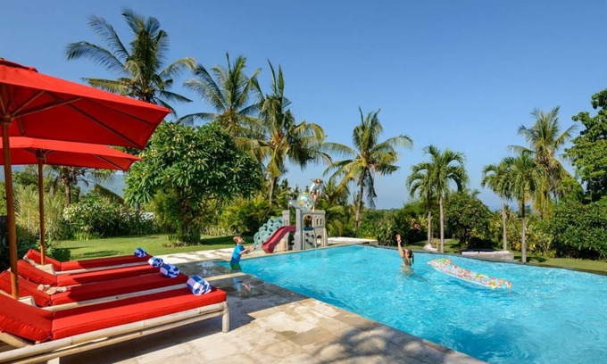 Kalibukbuk Villa | 225 m² Villa ∙ 3 bedrooms ∙ 6 guests