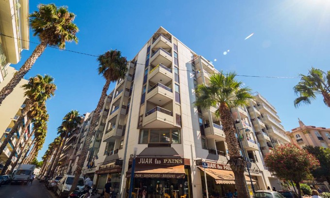 Juan-les-Pins Apartment | 23 m² Apartment ∙ 4 guests