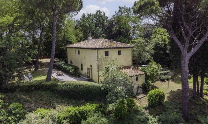 Lorenzana Other | 230 m² Accommodation ∙ 4 bedrooms ∙ 8 guests