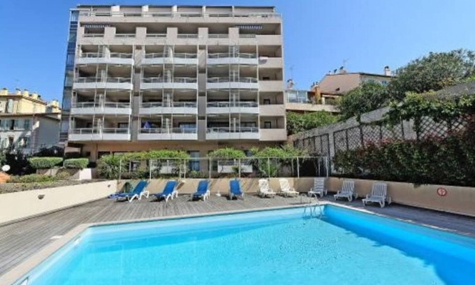 Cannes Old Town Apartment | 24 m² Studio flat ∙ 2 guests